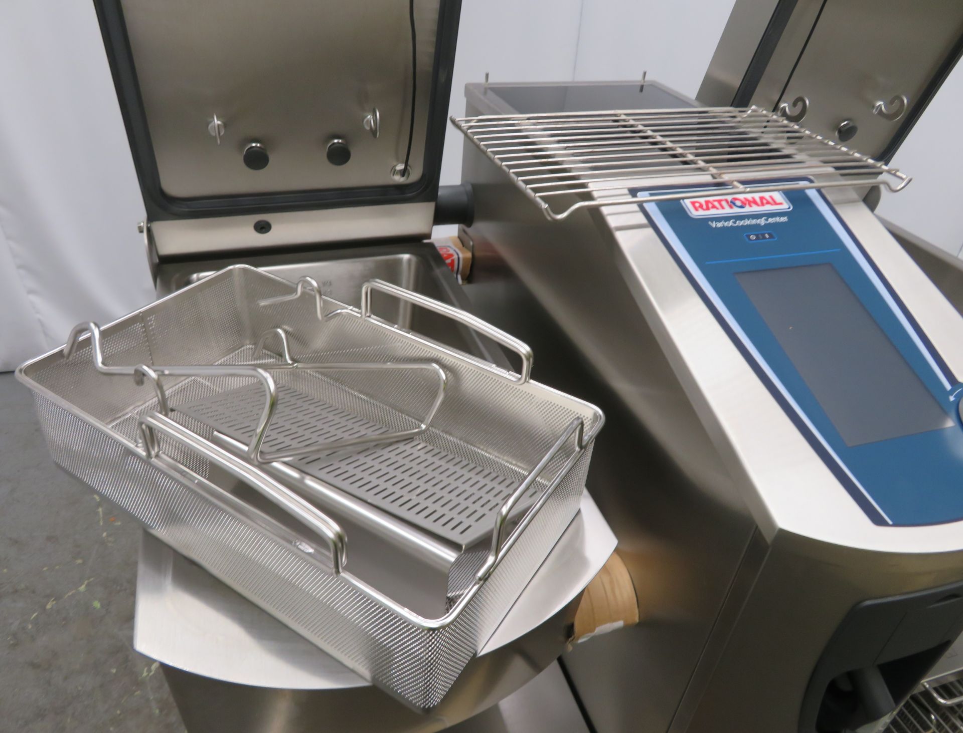 Rational VarioCooking Centre VCC112+. 2019 Model. Ex Demo. Tested and working. - Image 9 of 15