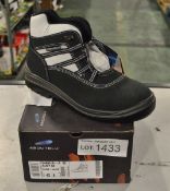 Safety boots - Aboutblu Susy S2 - 8UK EU42