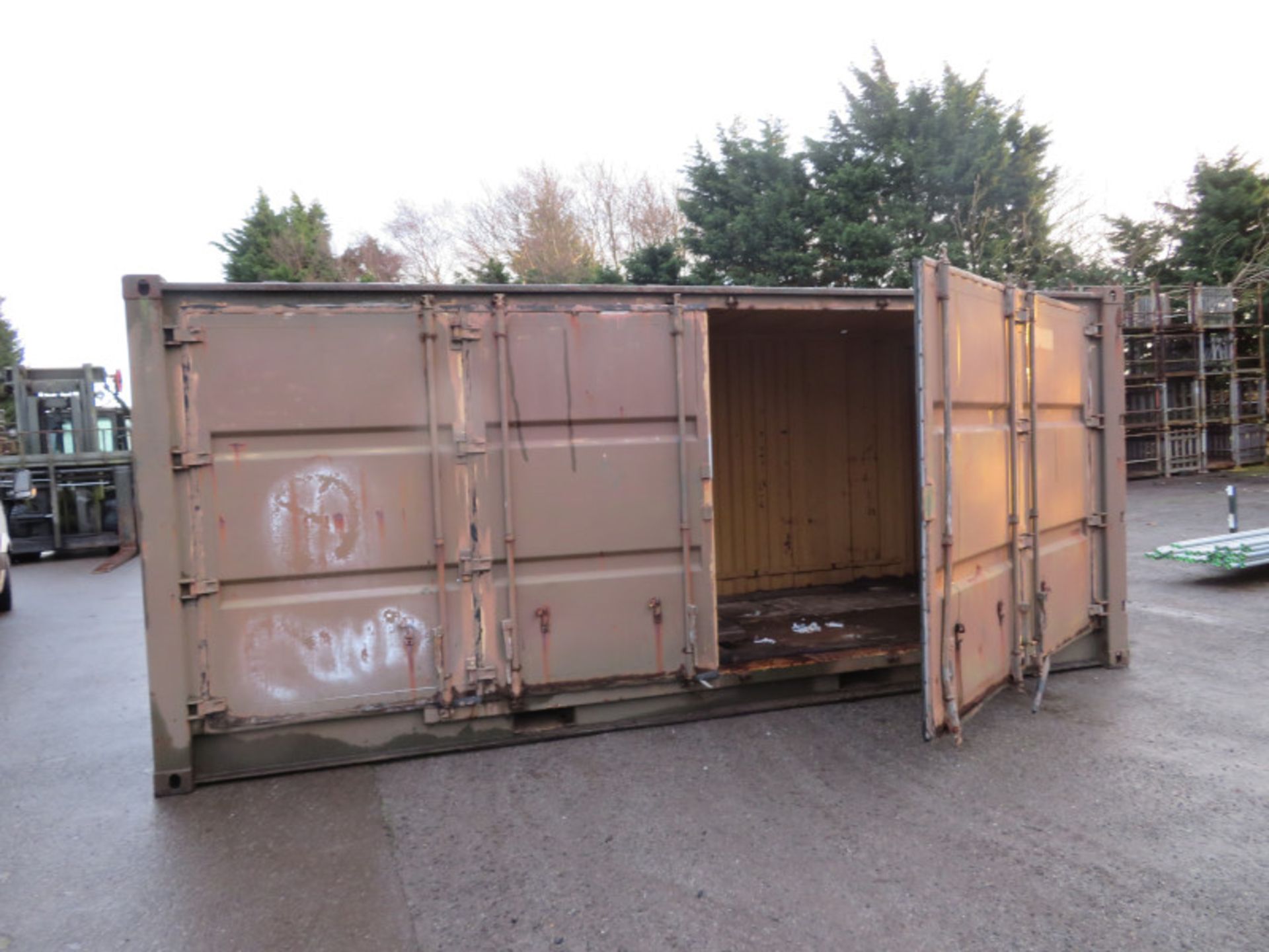 20ft Side and end opening Iso container - 8ft x 8ft x 20ft External Dimensions (Poor condi