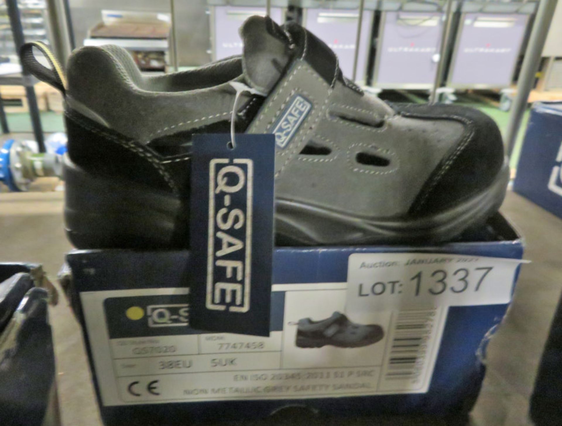 Safety shoes - Q-safe non metallic grey sandal QS7020 - 5UK 38EU