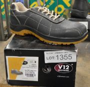 Safety shoes - V12 VR660 Plumber comfort casual - 6UK EU39
