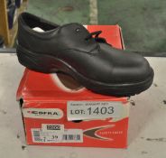 Safety shoes - Cofra safety shoes UK6 / Euro 39