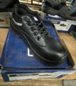 Safety shoes - Q-safe non metallic black safety QS7030 - 5UK 38EU