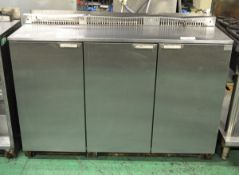 Weald MR1355H 3 Door Refrigeration Unit