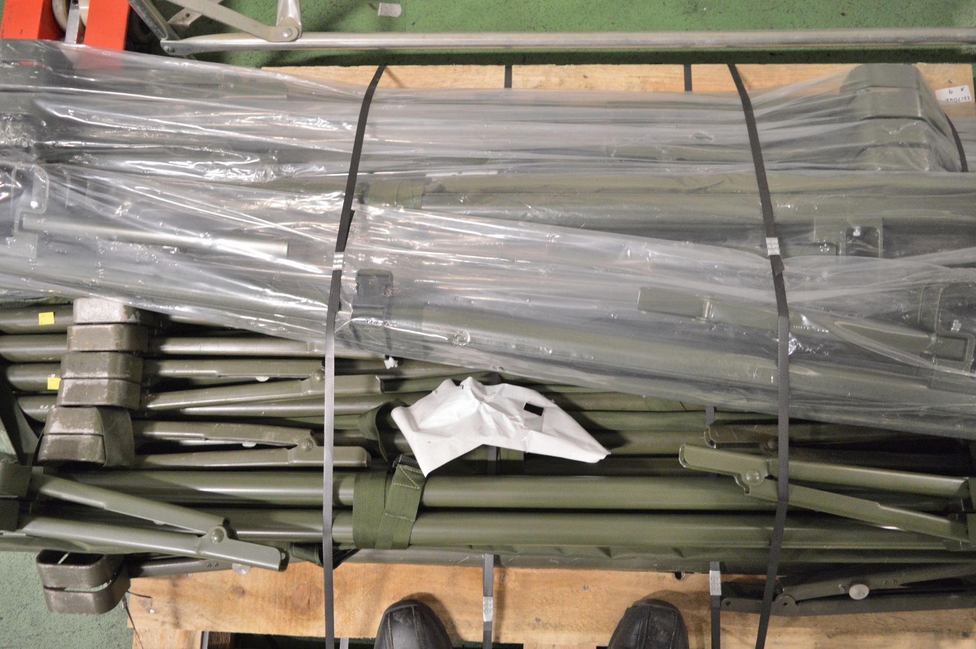 9x General Fabric Stretchers - Image 4 of 4