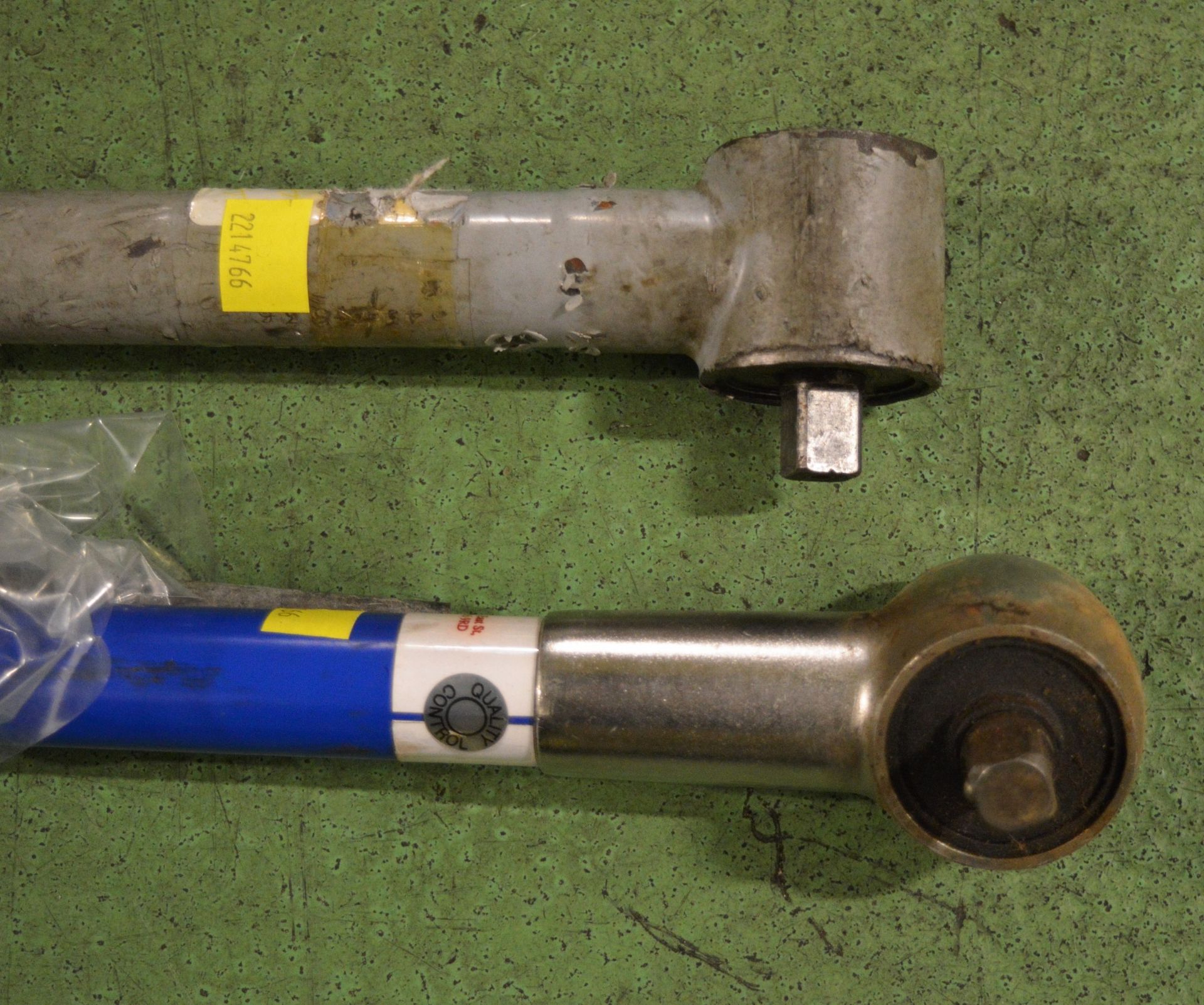 2x Fixed Torque Wrenches - Image 2 of 2