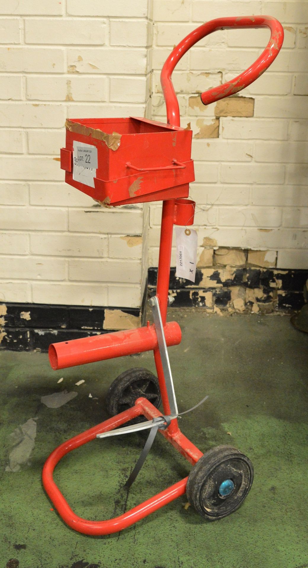 Pallet banding / strapping trolley - Image 2 of 3