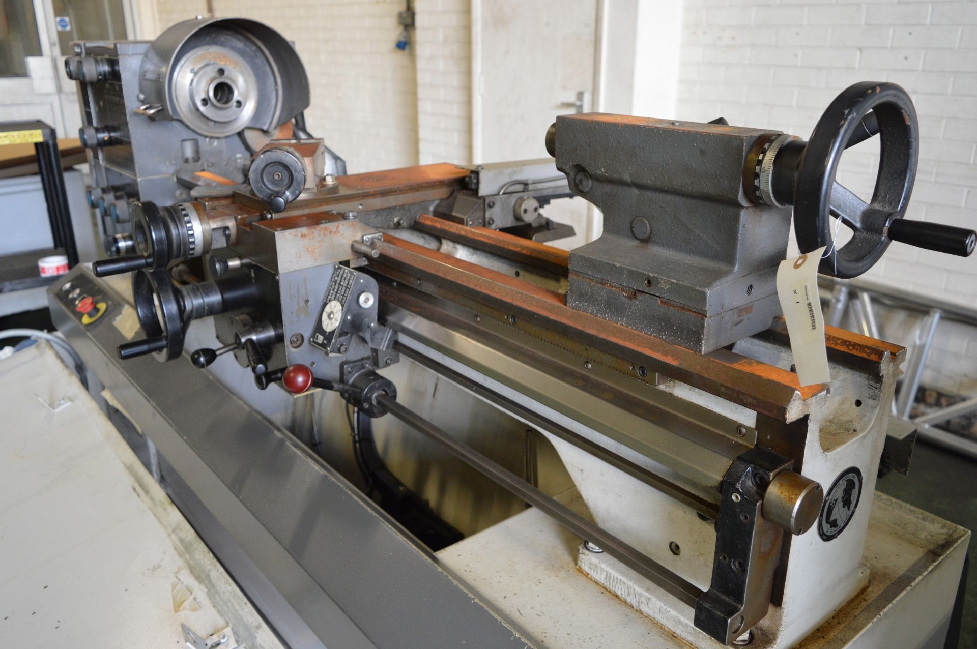 Colchester Clausing 13inch Lathe - serial 306656 25958 - gap bed - Image 6 of 13