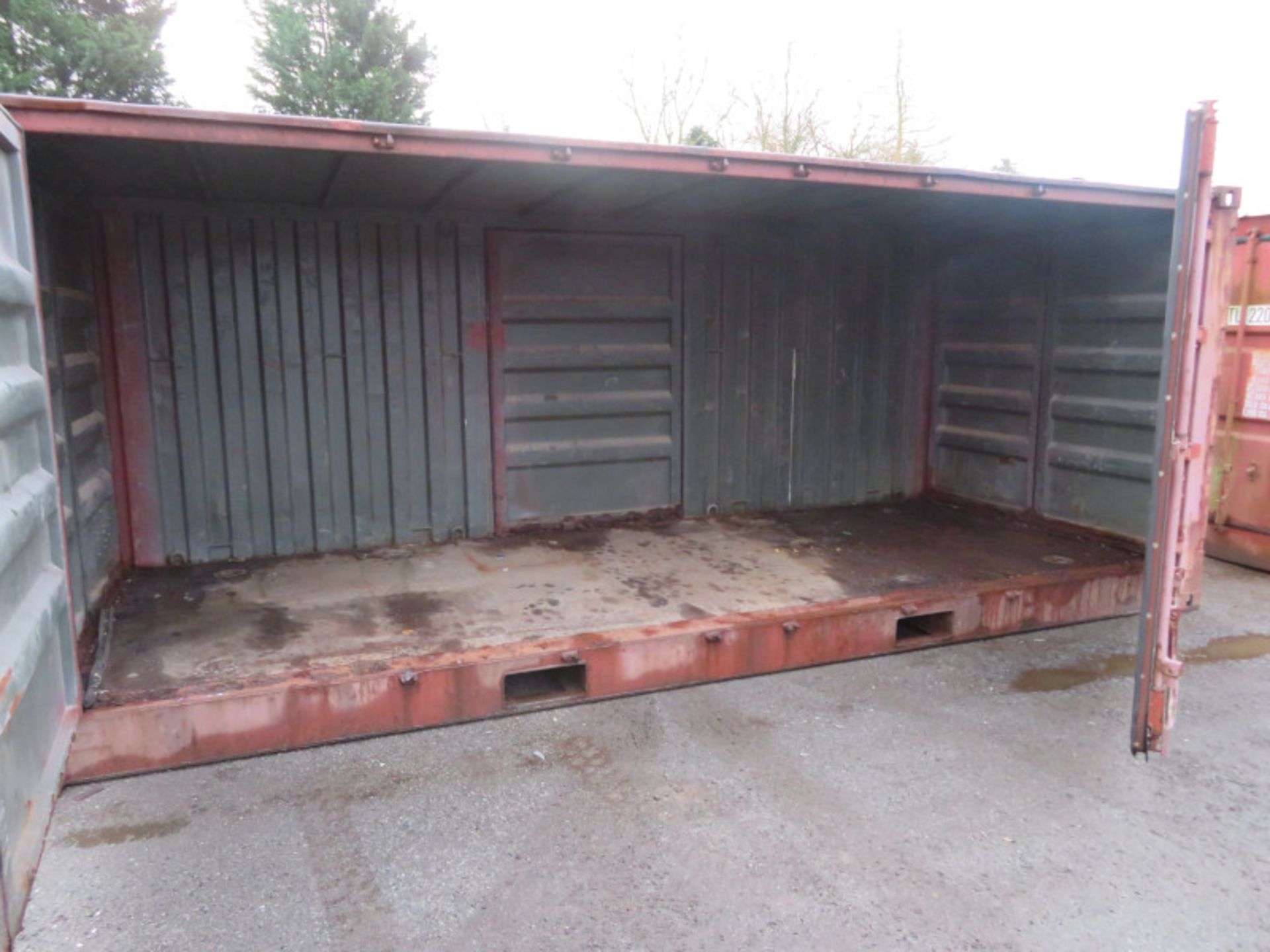 20ft Side and end opening Iso container - 8ft x 8ft x 20ft External Dimensions (Rust marks - Image 6 of 7