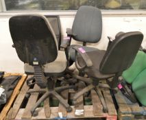 4x office chairs