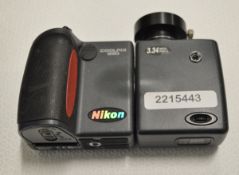 Nikon Coolpix 990 Digital Camera