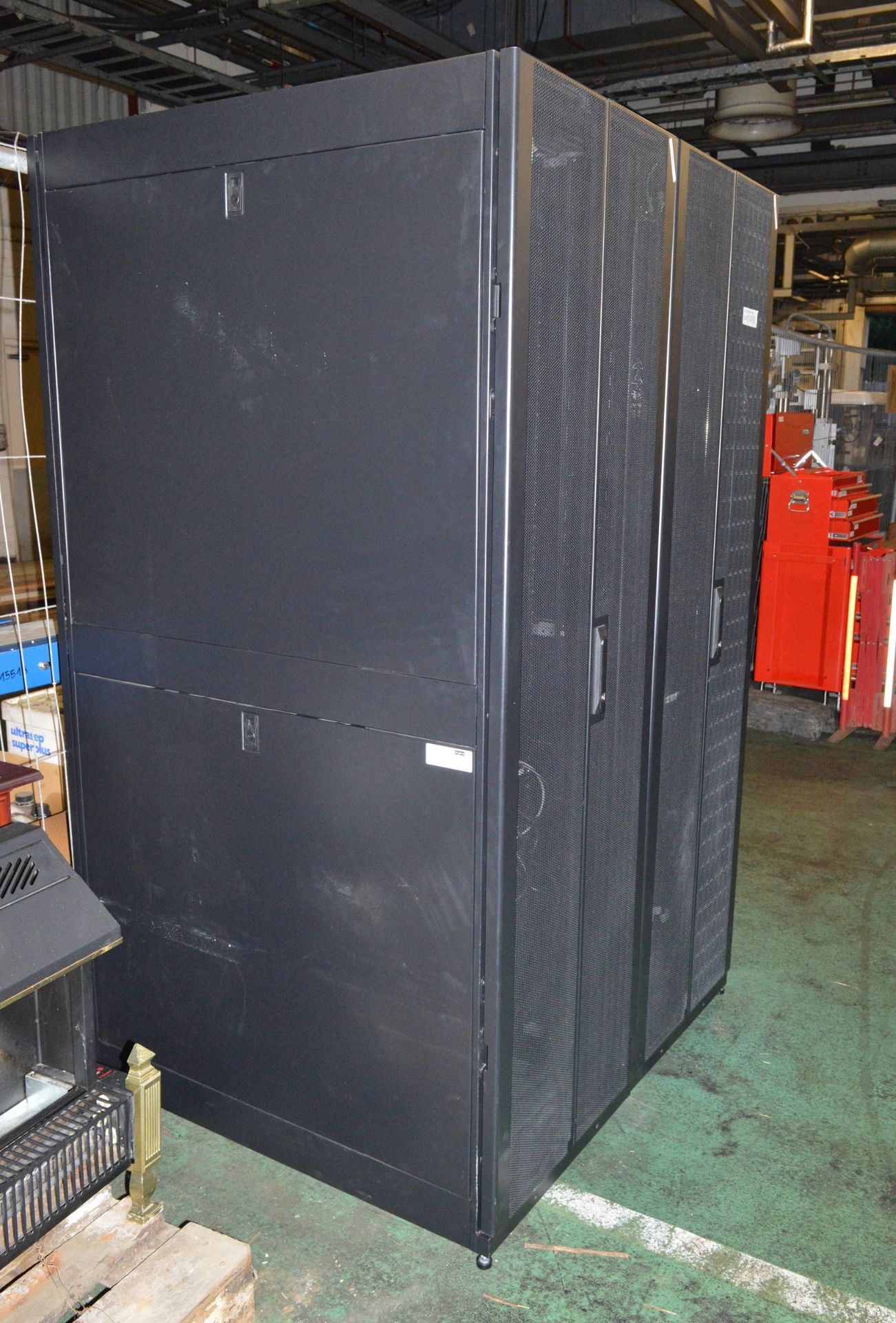 2x Server / Electronic Racks APC Schneider - 1200mm wide x 1070mm deep x 2000mm high - Image 4 of 4