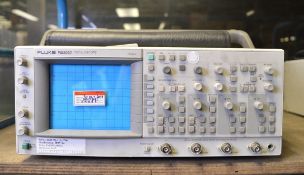 Fluke PM3092 Oscilloscope - 200MHz - NSN - 6625-99-316-3796