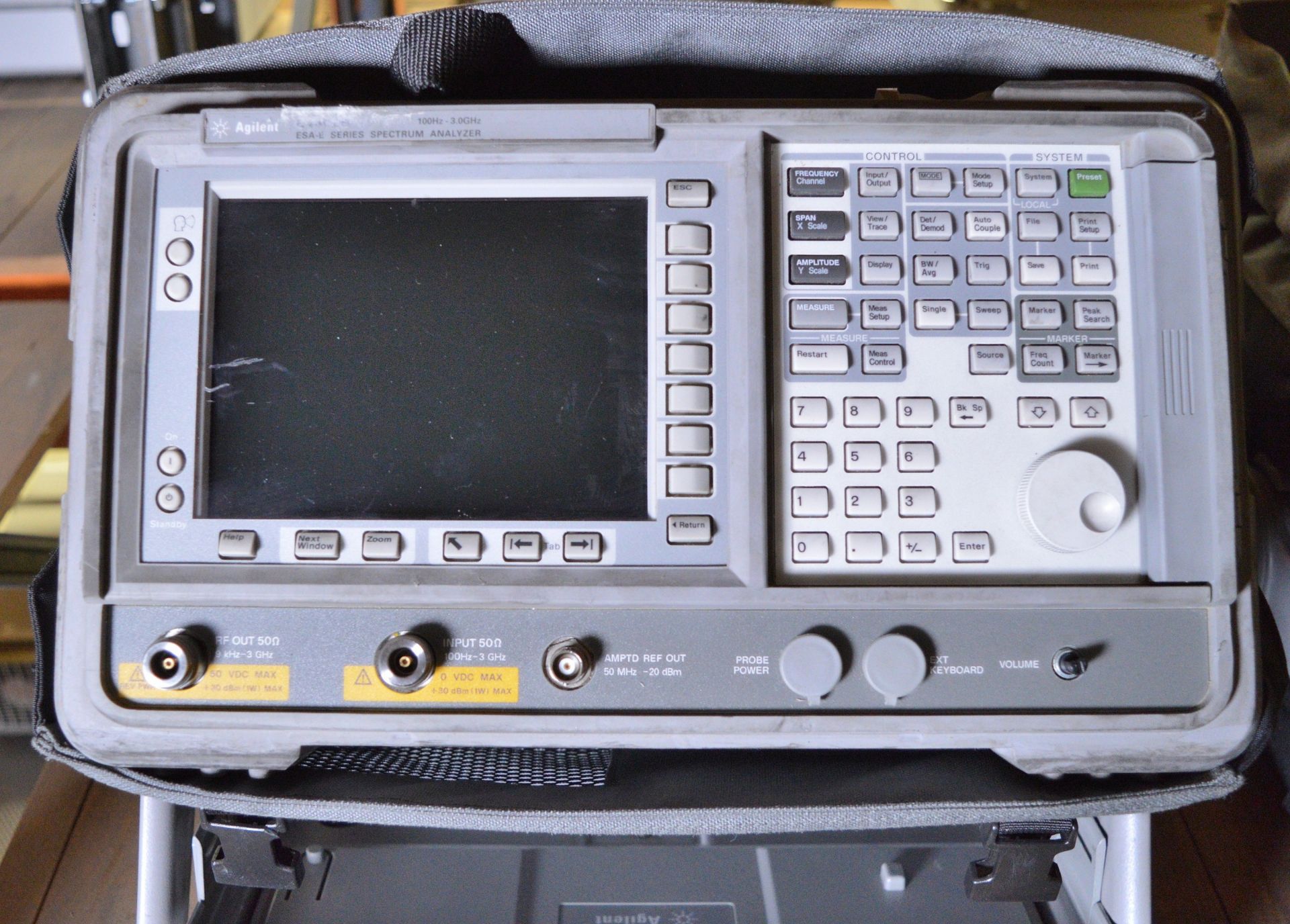 Agilent E4402B ESA-E Series Spectrum Analyzer - 100Hz - 3.0GHz (Scratches on screen) - Image 2 of 4