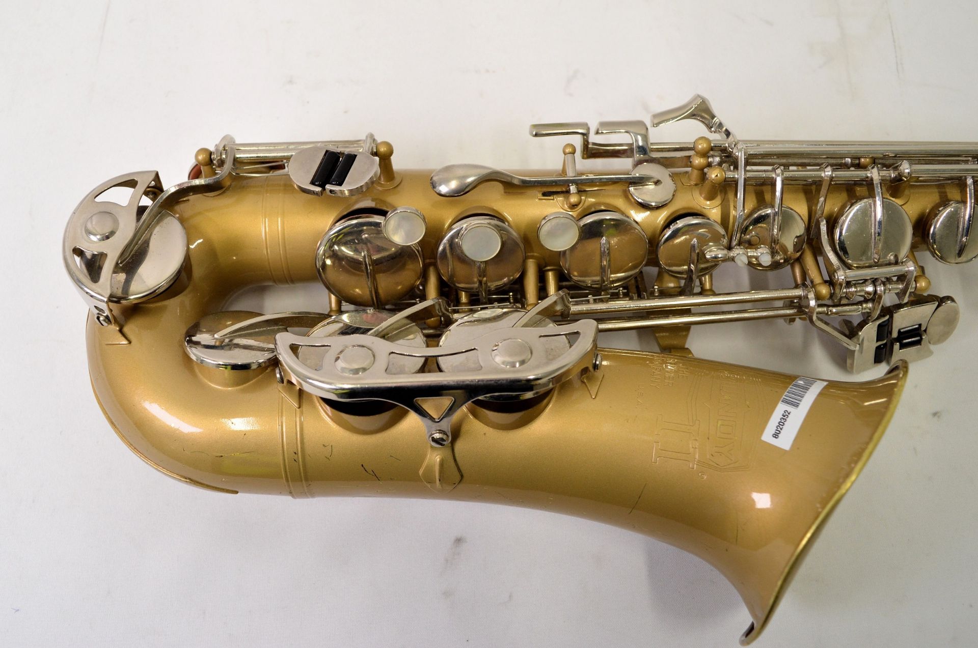 Selmer Bundy II Alto Saxophone with Case. Obvious damage to bell. Serial No. 939855. - Image 5 of 24