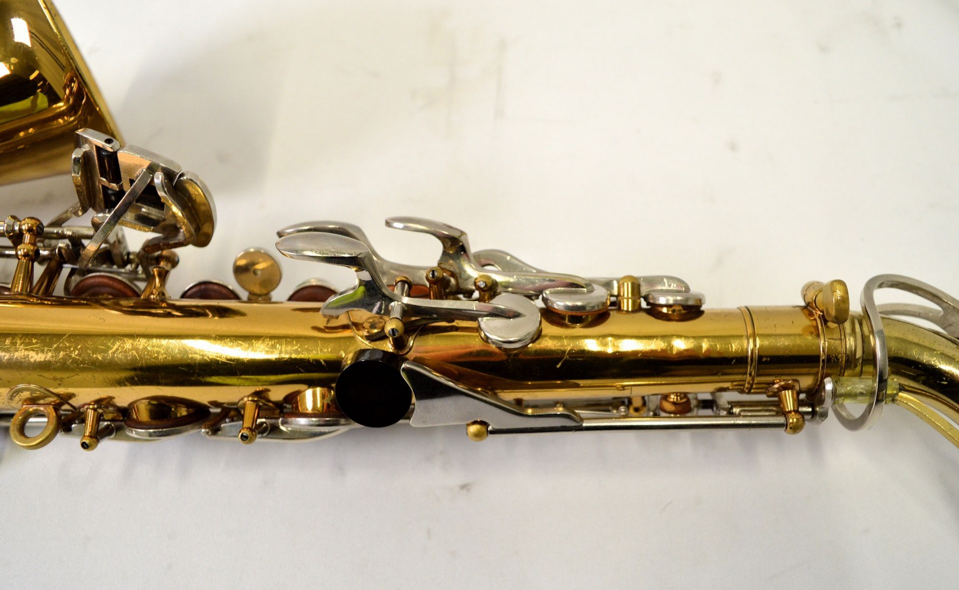 Selmer Bundy II Alto Saxophone with Case. Obvious dents. Serial No. 742224. - Image 12 of 22