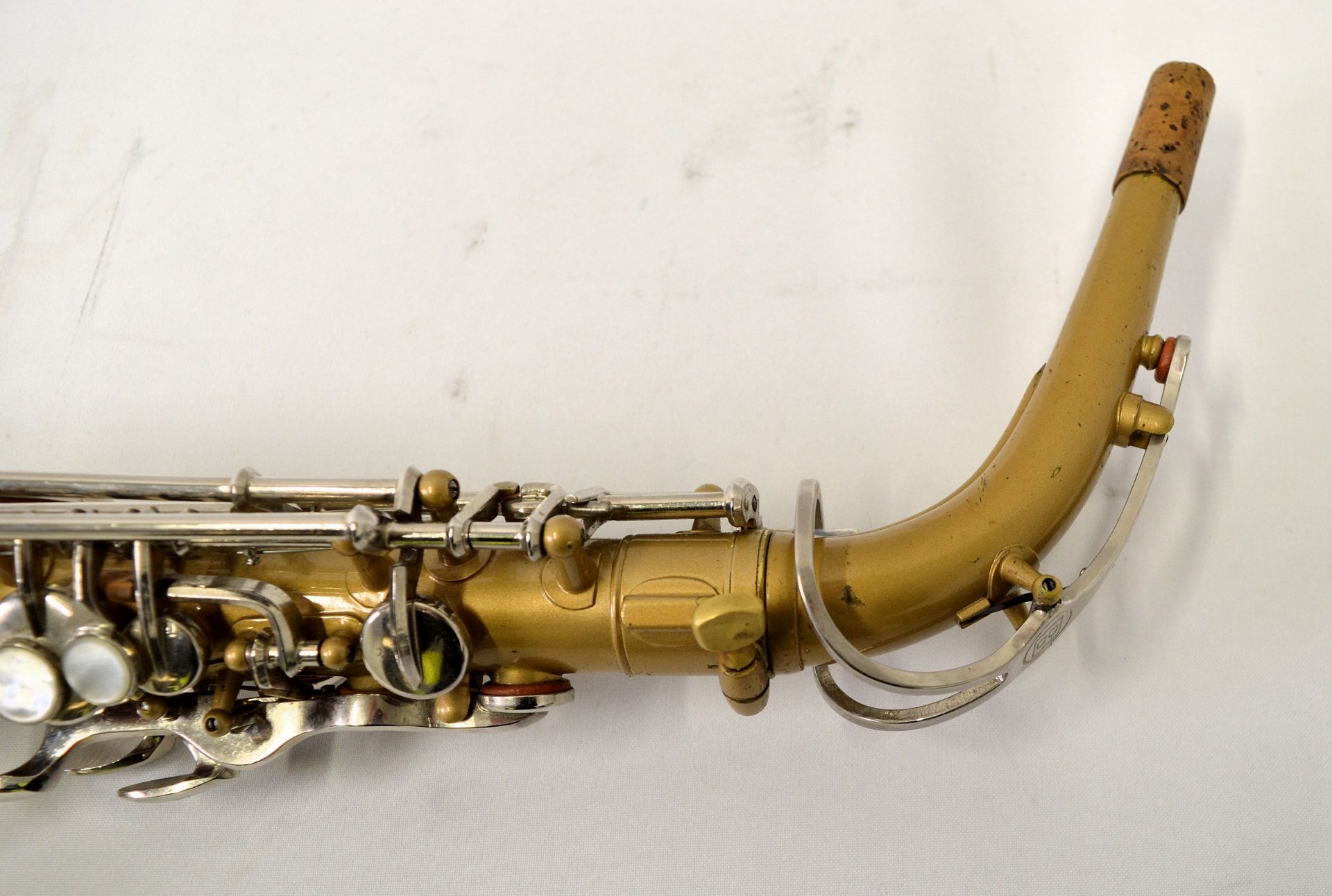 Selmer Bundy II Alto Saxophone with Case. Obvious damage to bell. Serial No. 939855. - Image 8 of 24