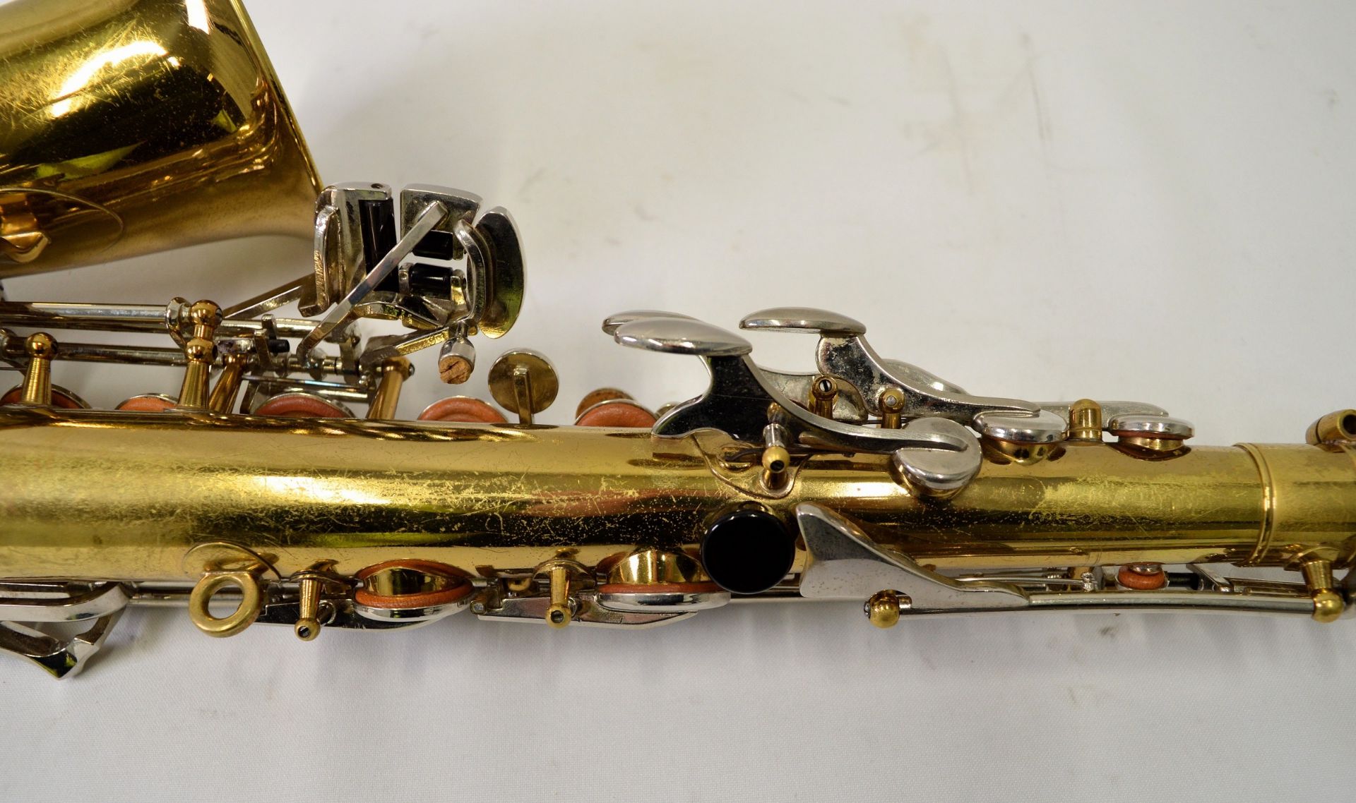 Selmer Bundy II Alto Saxophone with Case. Serial No. 1046849. - Image 15 of 25