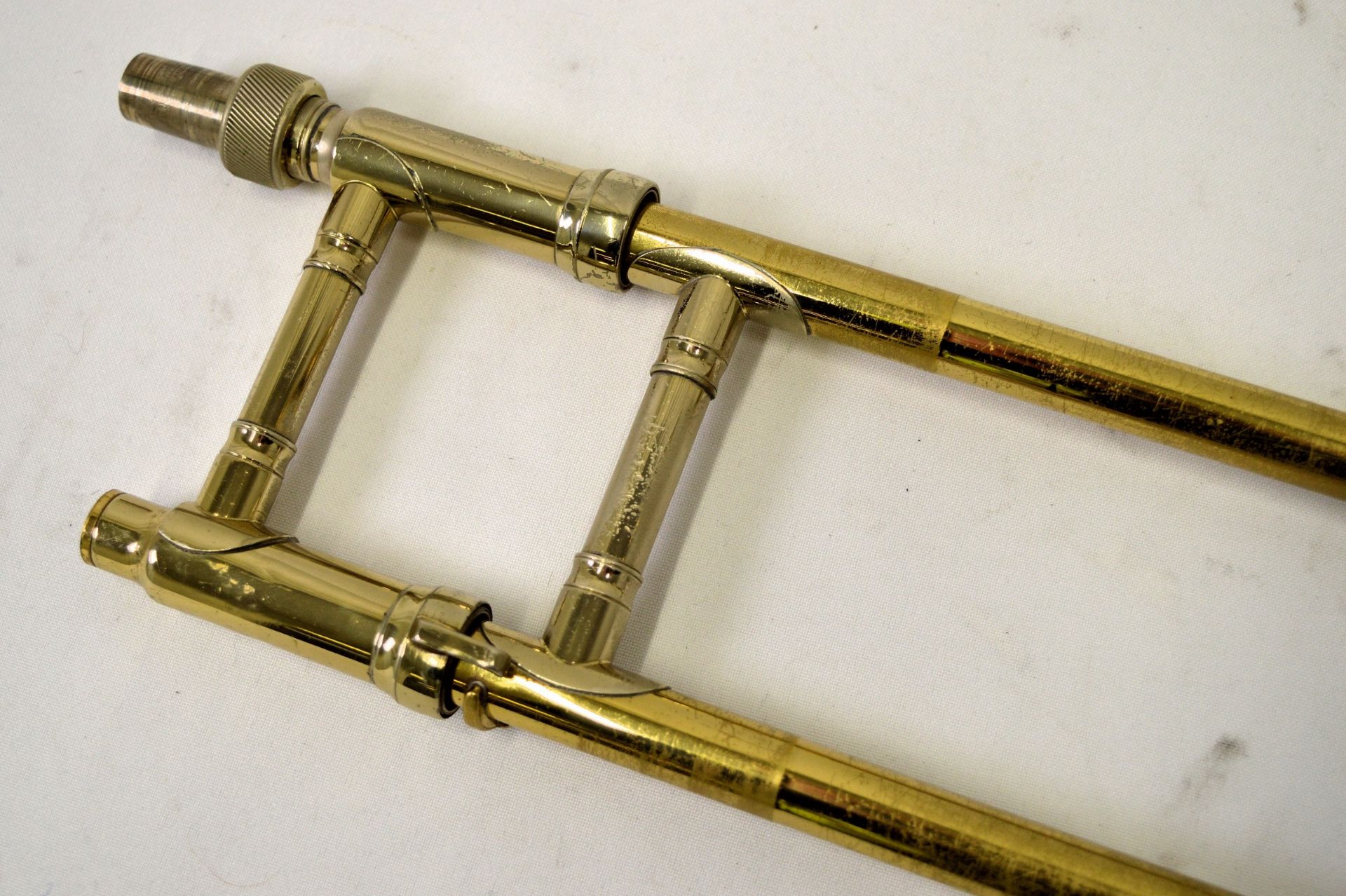 King Model 606 Trombone with Case. Damage to bell. Serial No. 483668 - A 1438. - Image 17 of 18