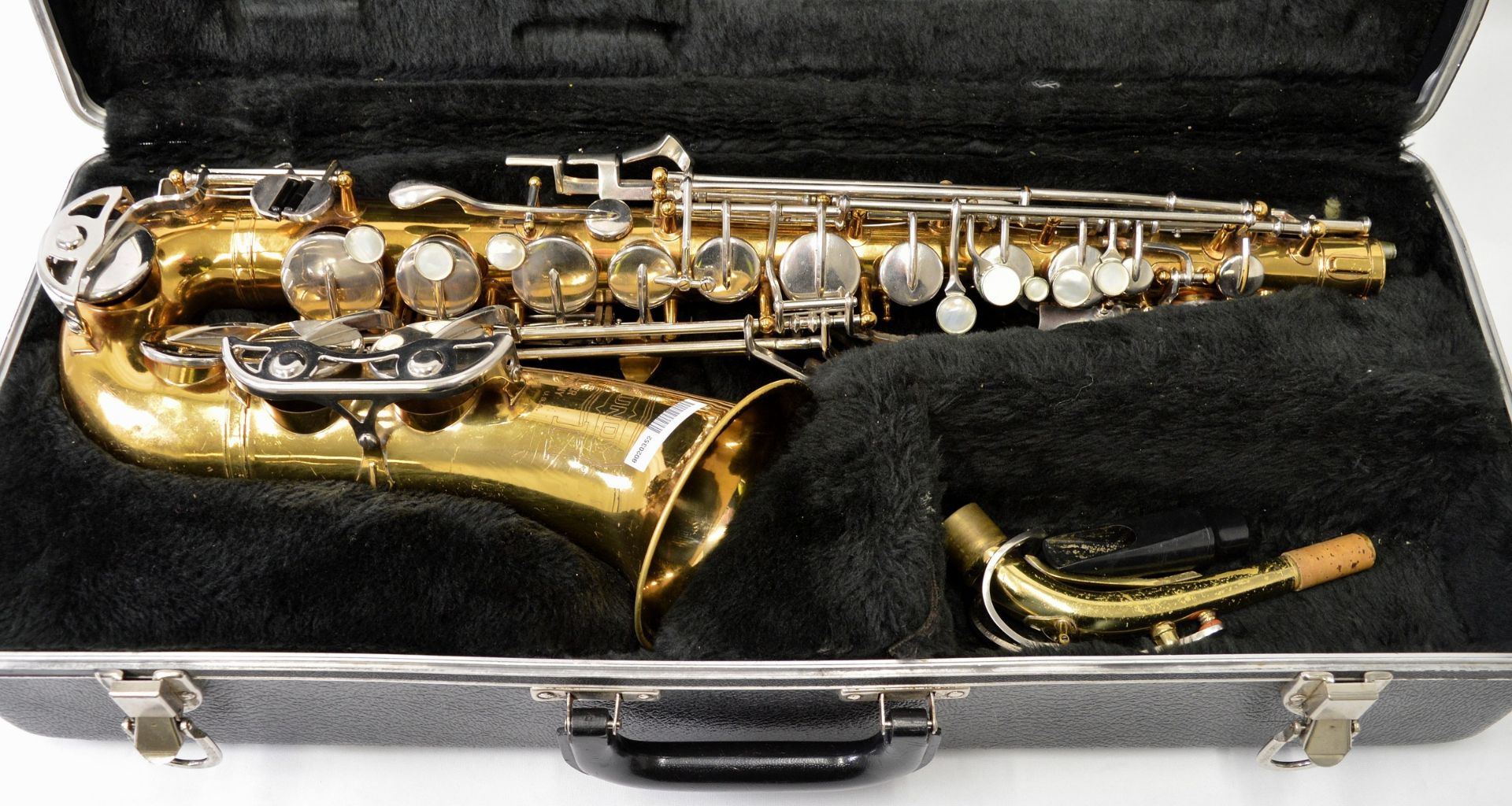 Selmer Bundy II Alto Saxophone with Case. Obvious dents. Serial No. 742224. - Image 2 of 22