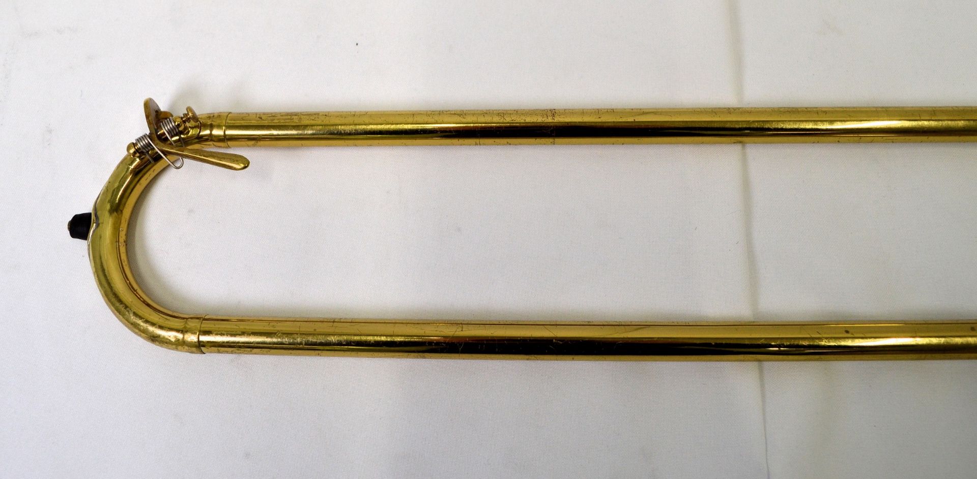 King Model 606 Trombone with Case. Damage to bell. Serial No. 483668 - A 1438. - Image 13 of 18