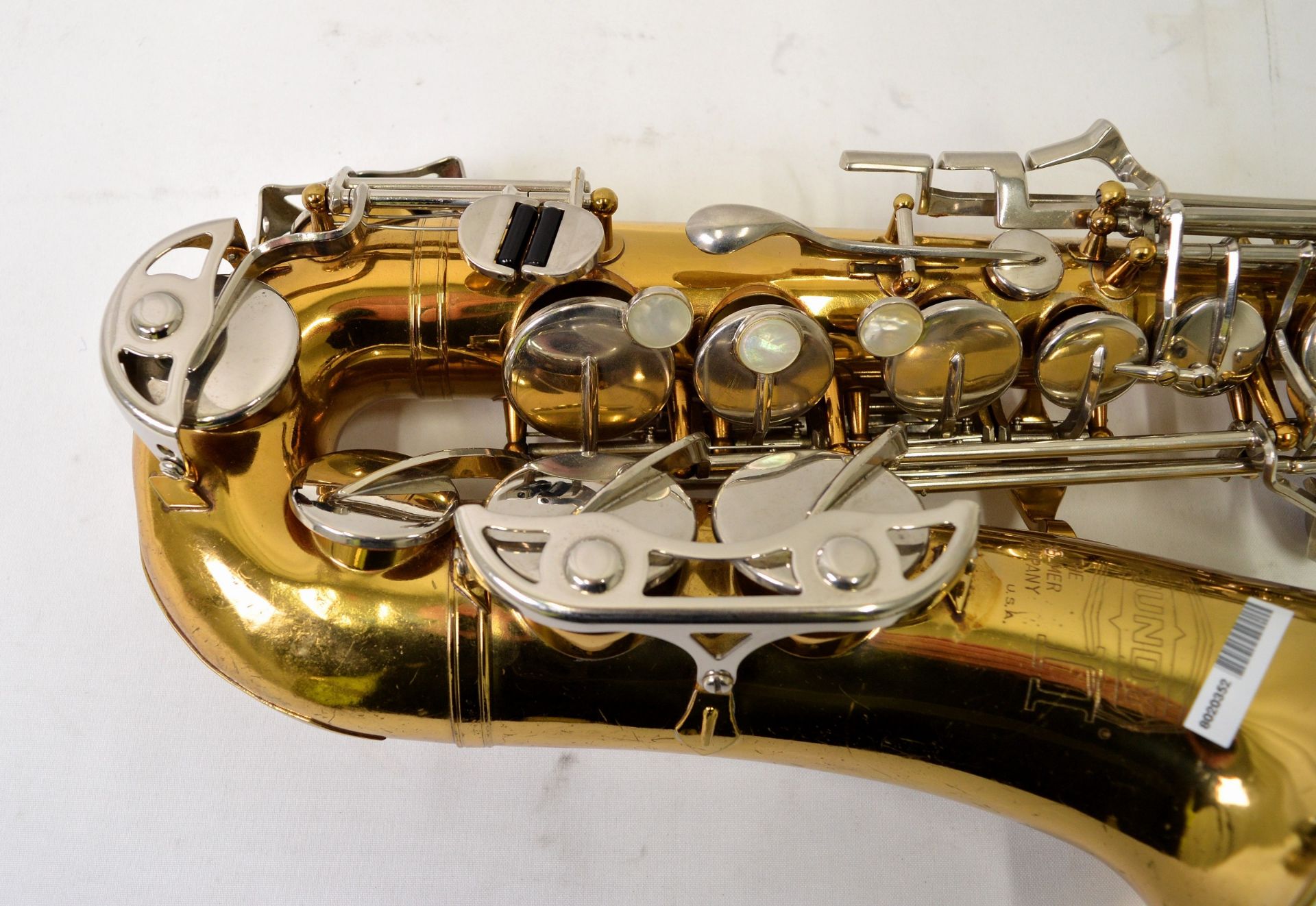 Selmer Bundy II Alto Saxophone with Case. Obvious dents. Serial No. 742224. - Image 5 of 22