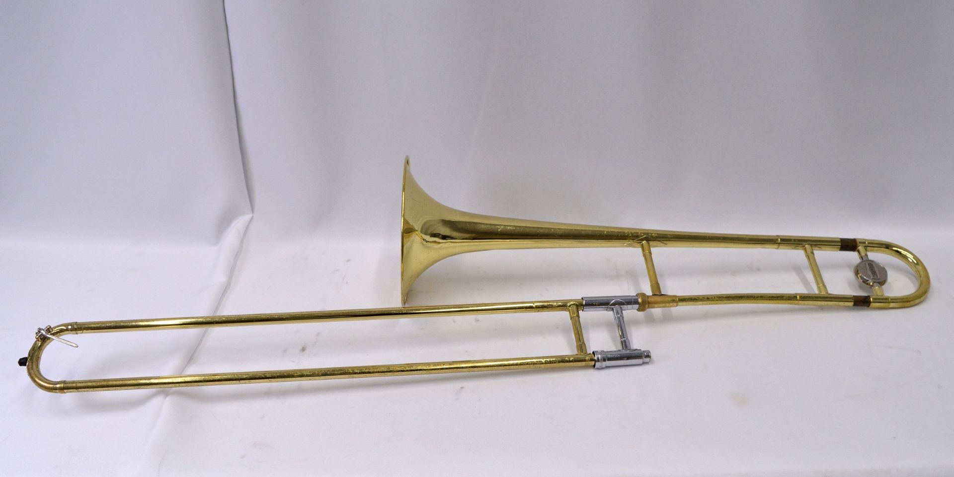 Selmer Bundy Trombone with Case. Obvious dents. - Image 3 of 15