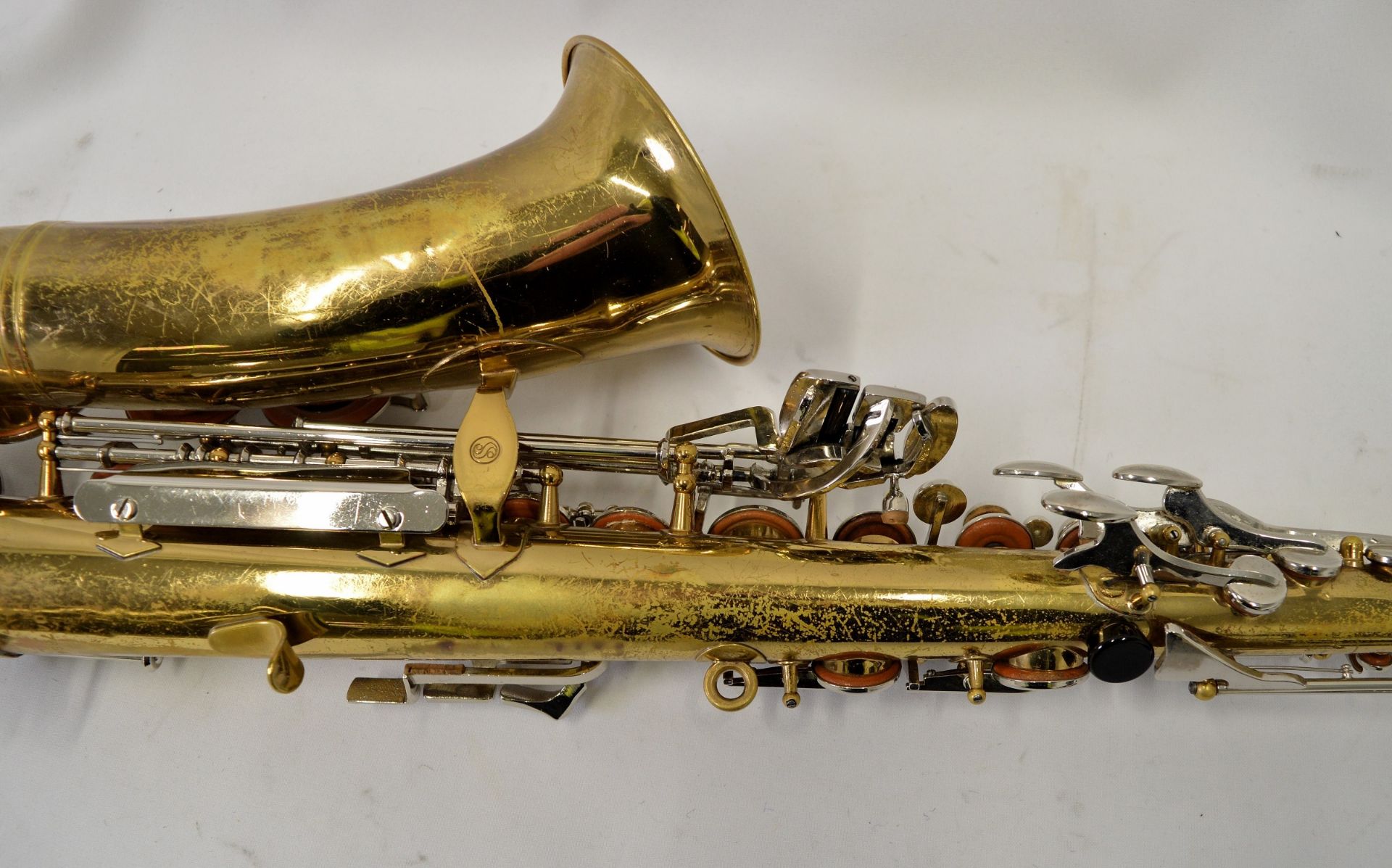 Selmer Bundy II Alto Saxophone with Case. Serial No. 1047884. - Image 12 of 19