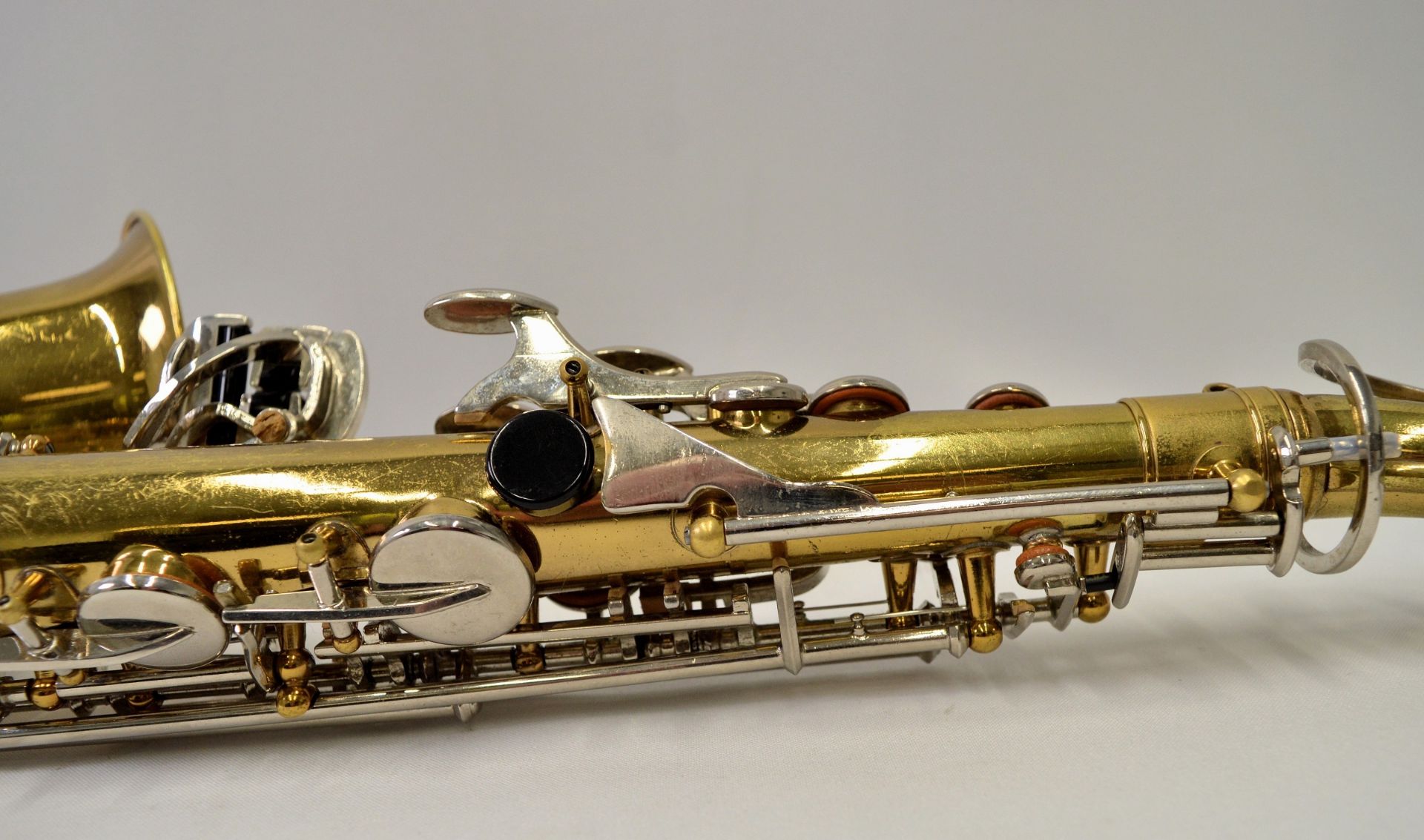 Selmer Bundy II Alto Saxophone with Case. Serial No. 1046849. - Image 17 of 25