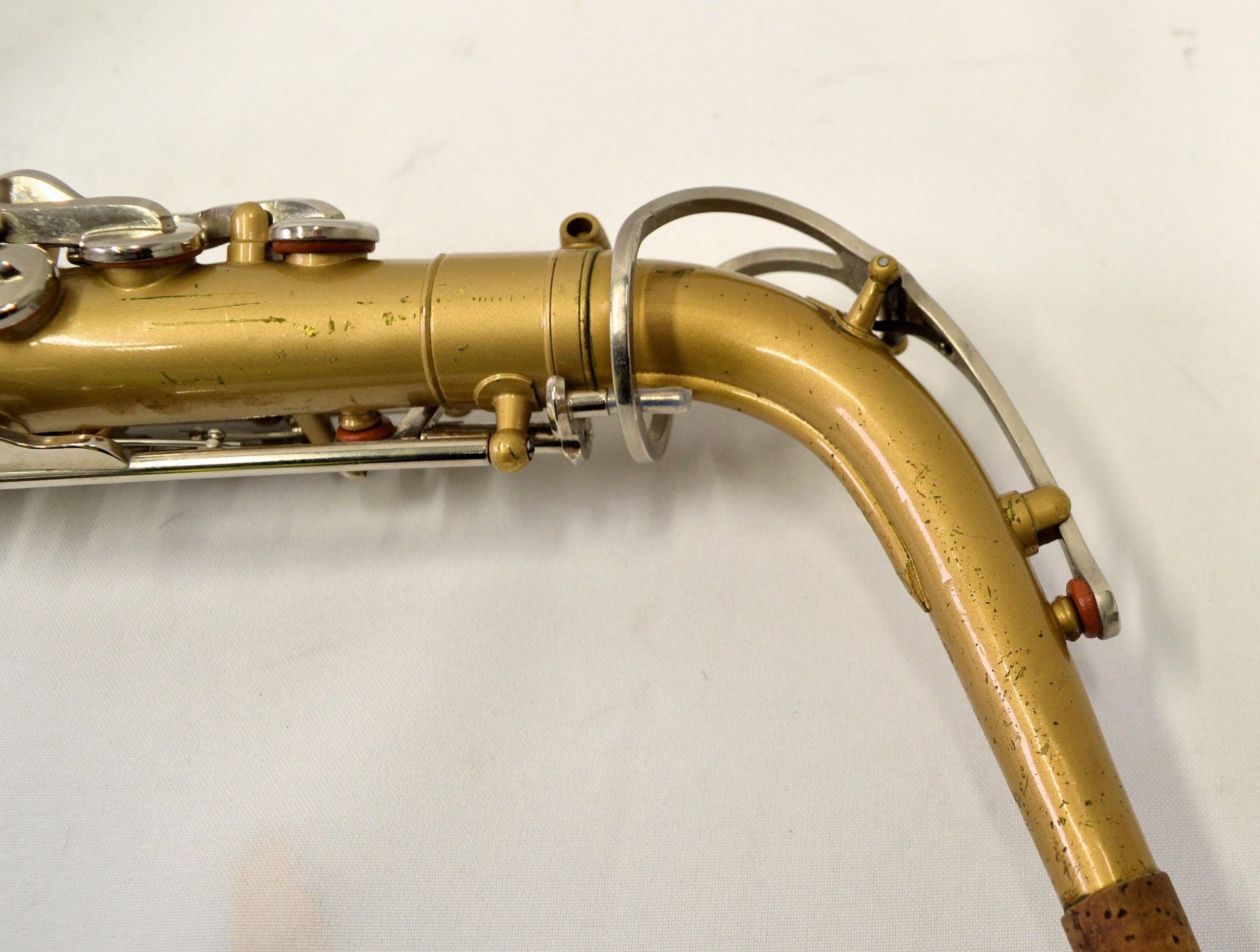 Selmer Bundy II Alto Saxophone with Case. Obvious damage to bell. Serial No. 939855. - Image 13 of 24