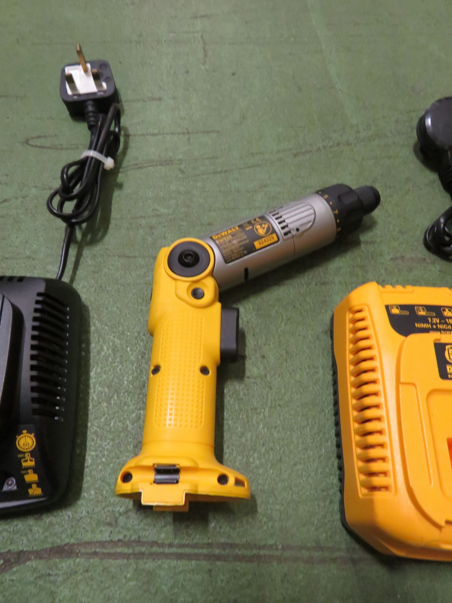 DeWalt DW920 Cordless Multiangle Drill & Charger - Image 2 of 2