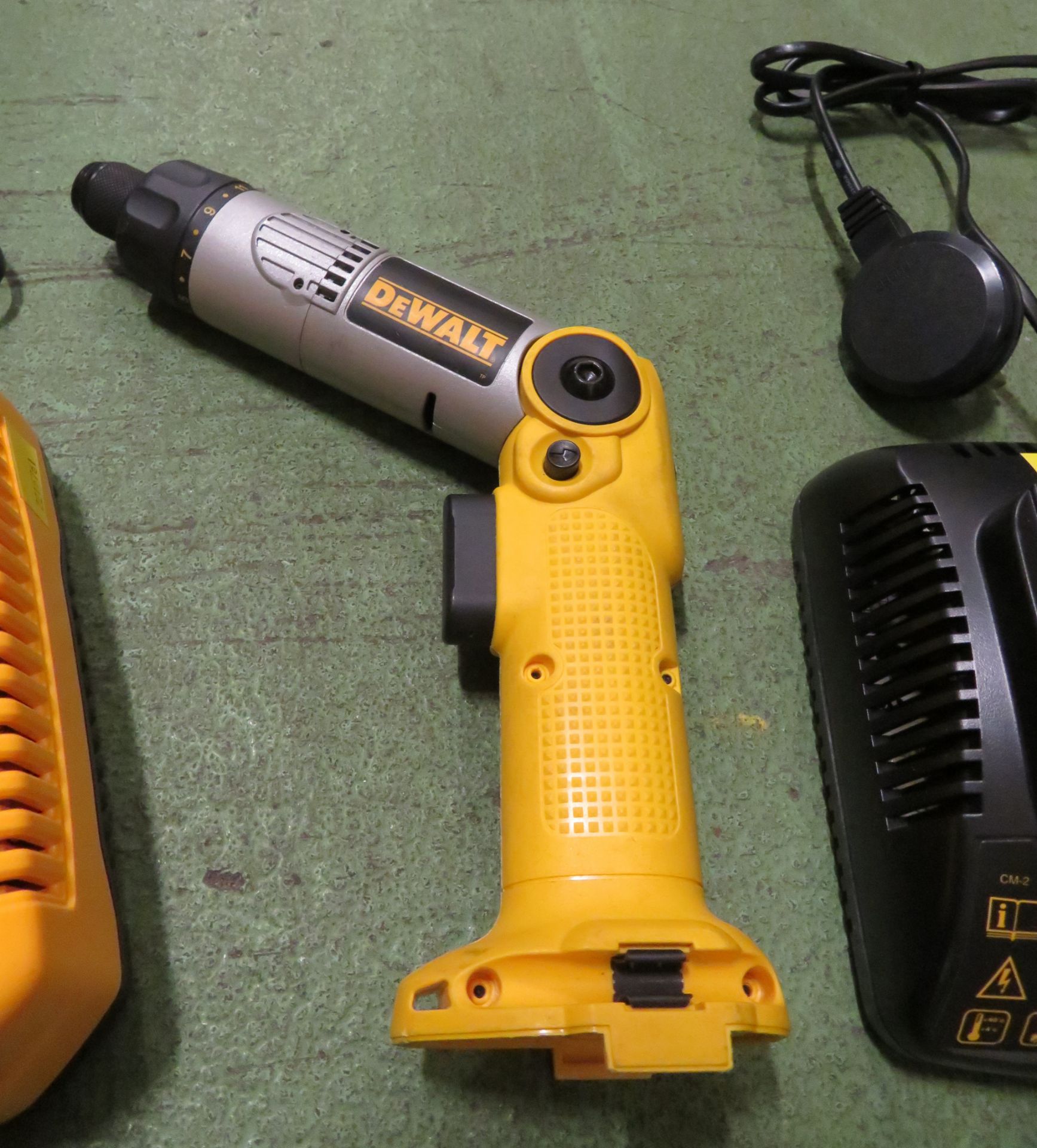 DeWalt DW920 Cordless Multiangle Drill & Charger - Image 2 of 2