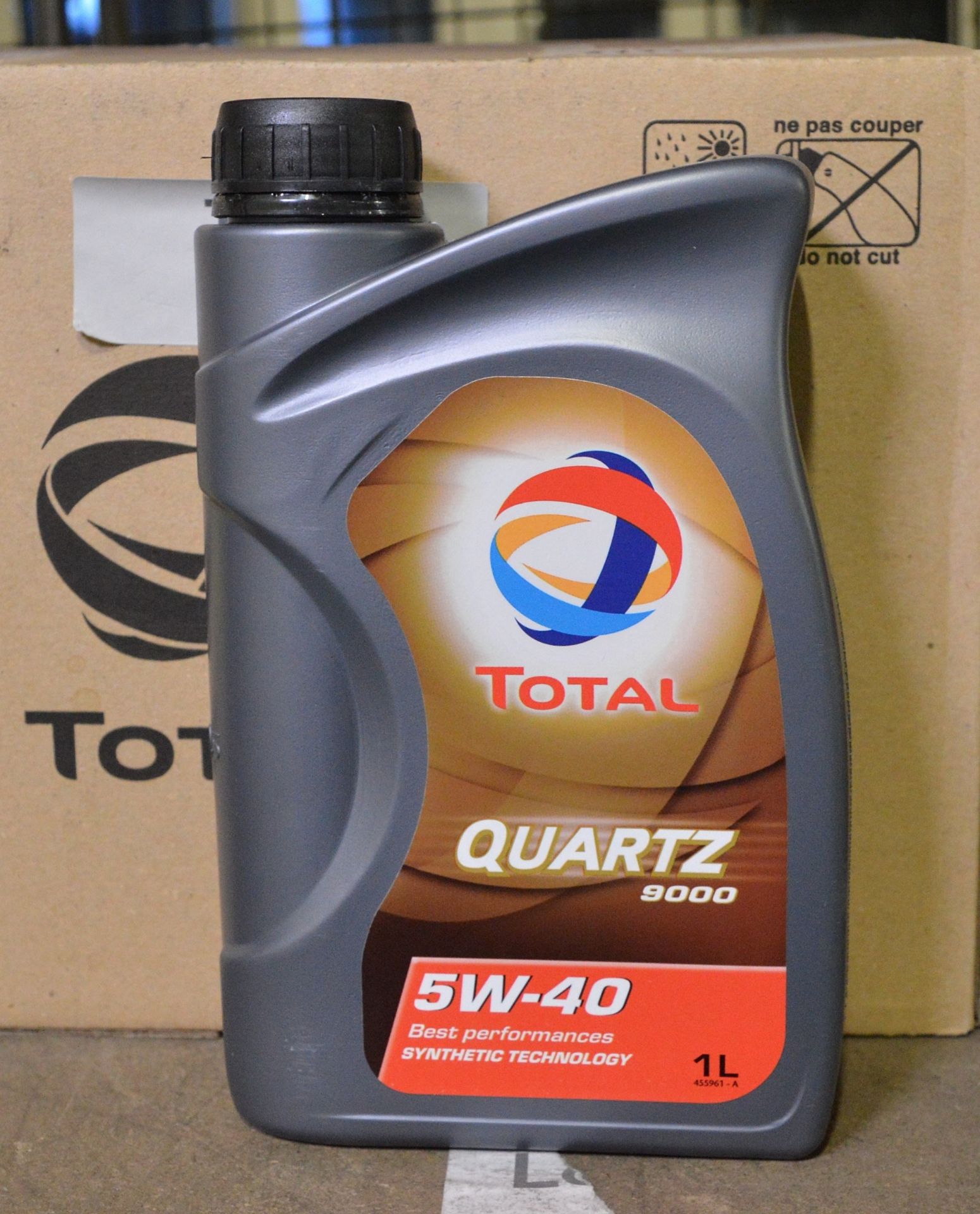 Total Quartz 5W-40 engine oil - 18x 1L bottles - Image 2 of 3