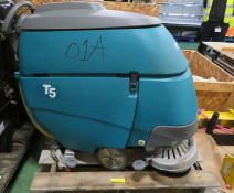 Tennant T5 Floor Polisher / sweeper