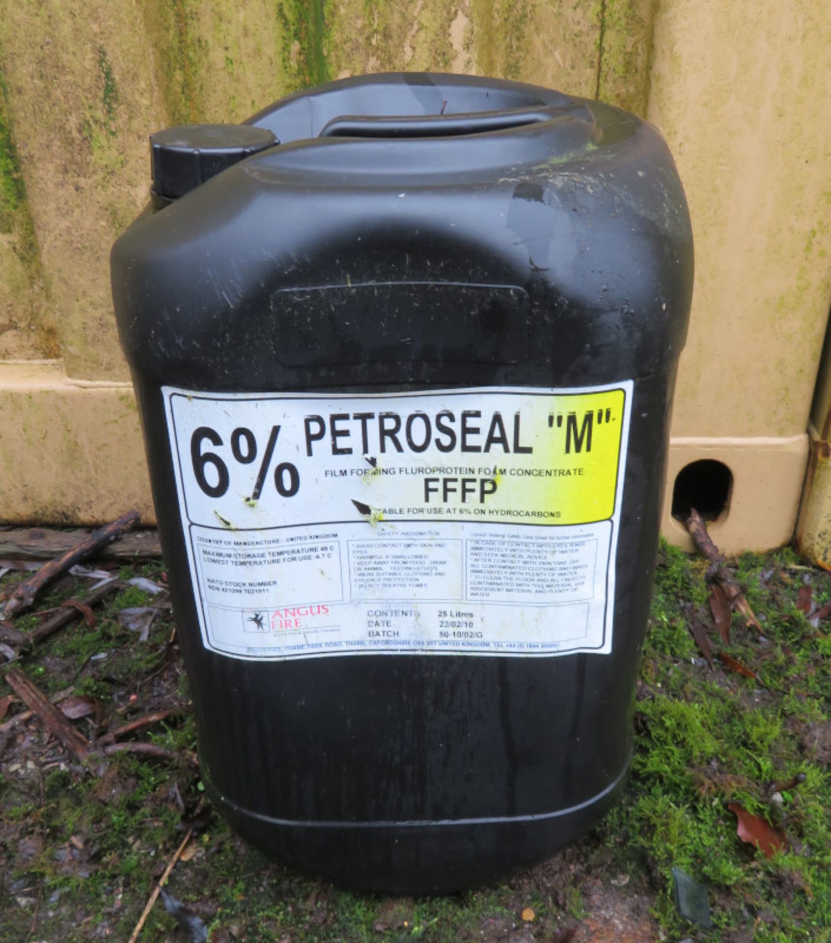 18x Angus Fire 6% Petroseal 'M' Film Foaming Fluroprotein Foam Concentrate - 25L - PLEASE - Image 3 of 4