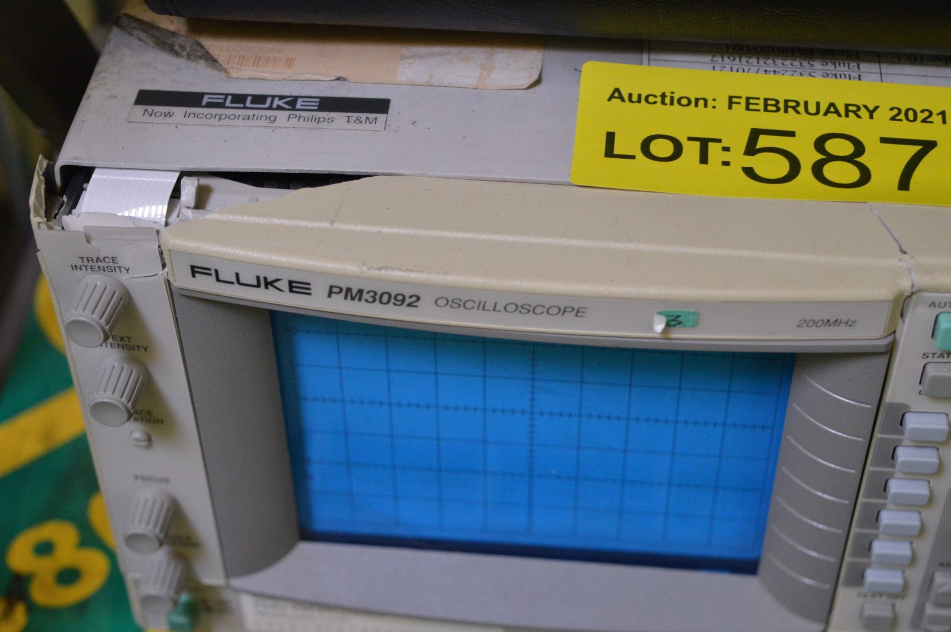 Fluke PM3092 Oscilloscope Unit - AS SPARES - Image 3 of 3