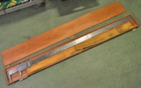 Seacat 5FT Vernier Caliper In a Wooden Case