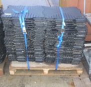 Field matting tiles x54