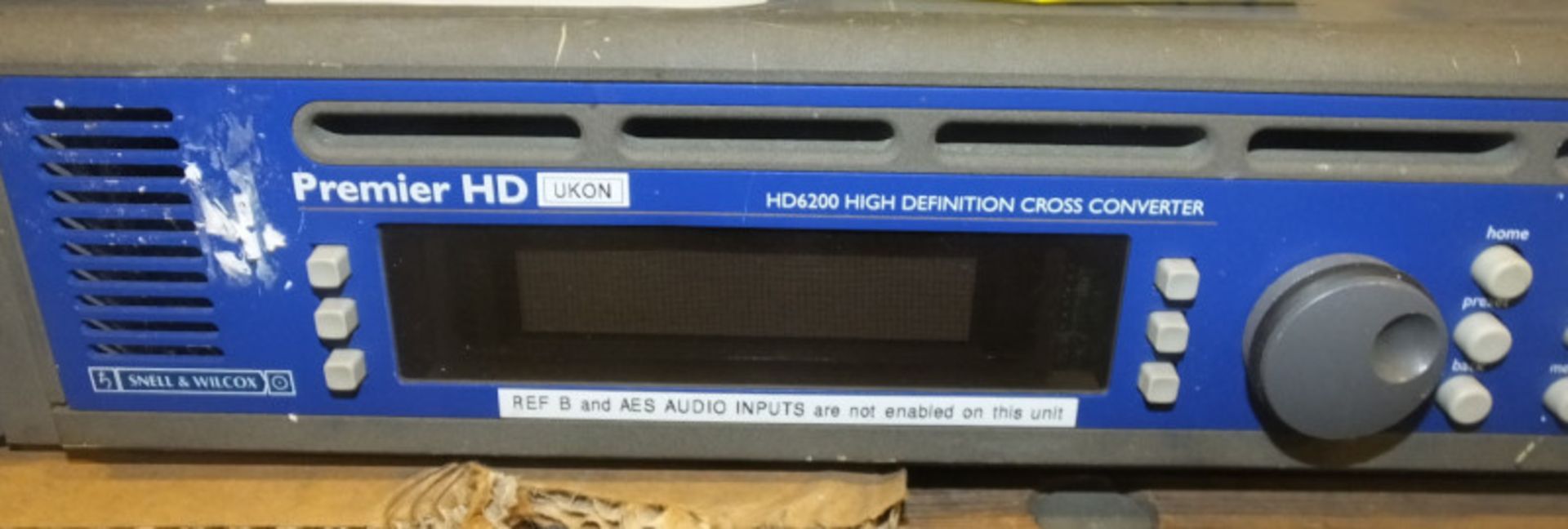 UKON Premier HD - HD6200 high definition cross convertor - Image 2 of 4