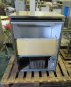 Direct Catering DC 100-60A Ice Maker