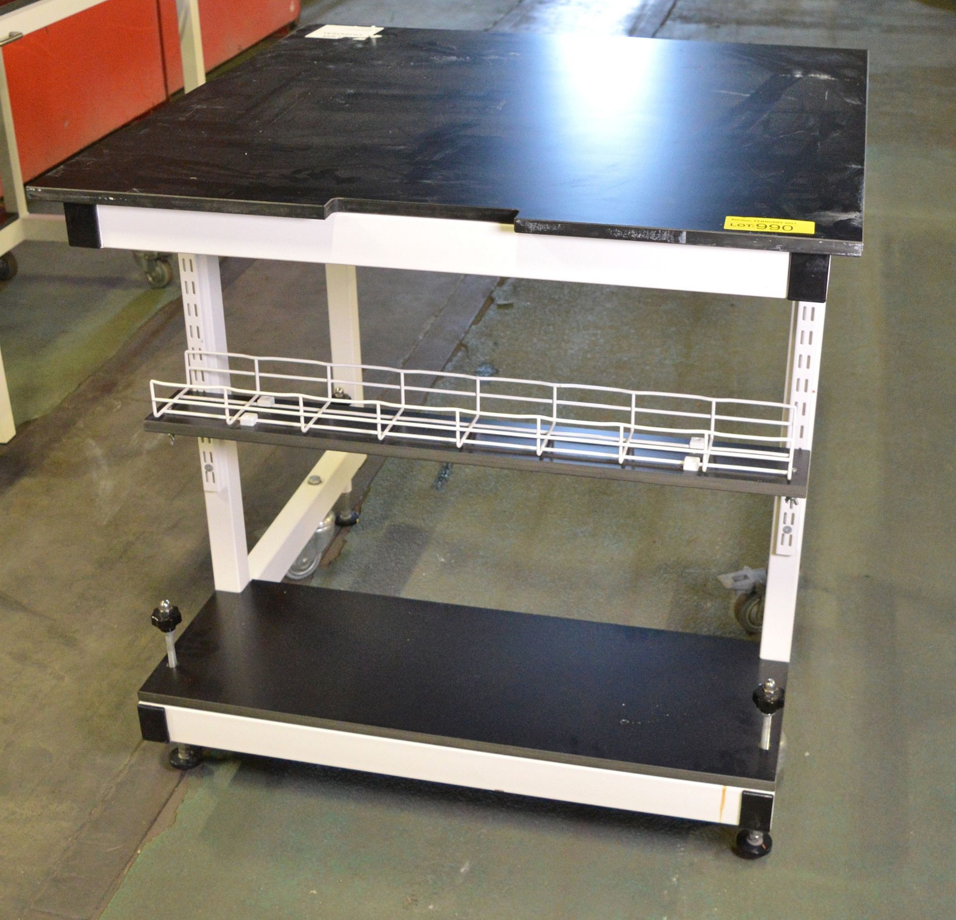 Marson Mobile Workbench L900 x W900 x H900mm