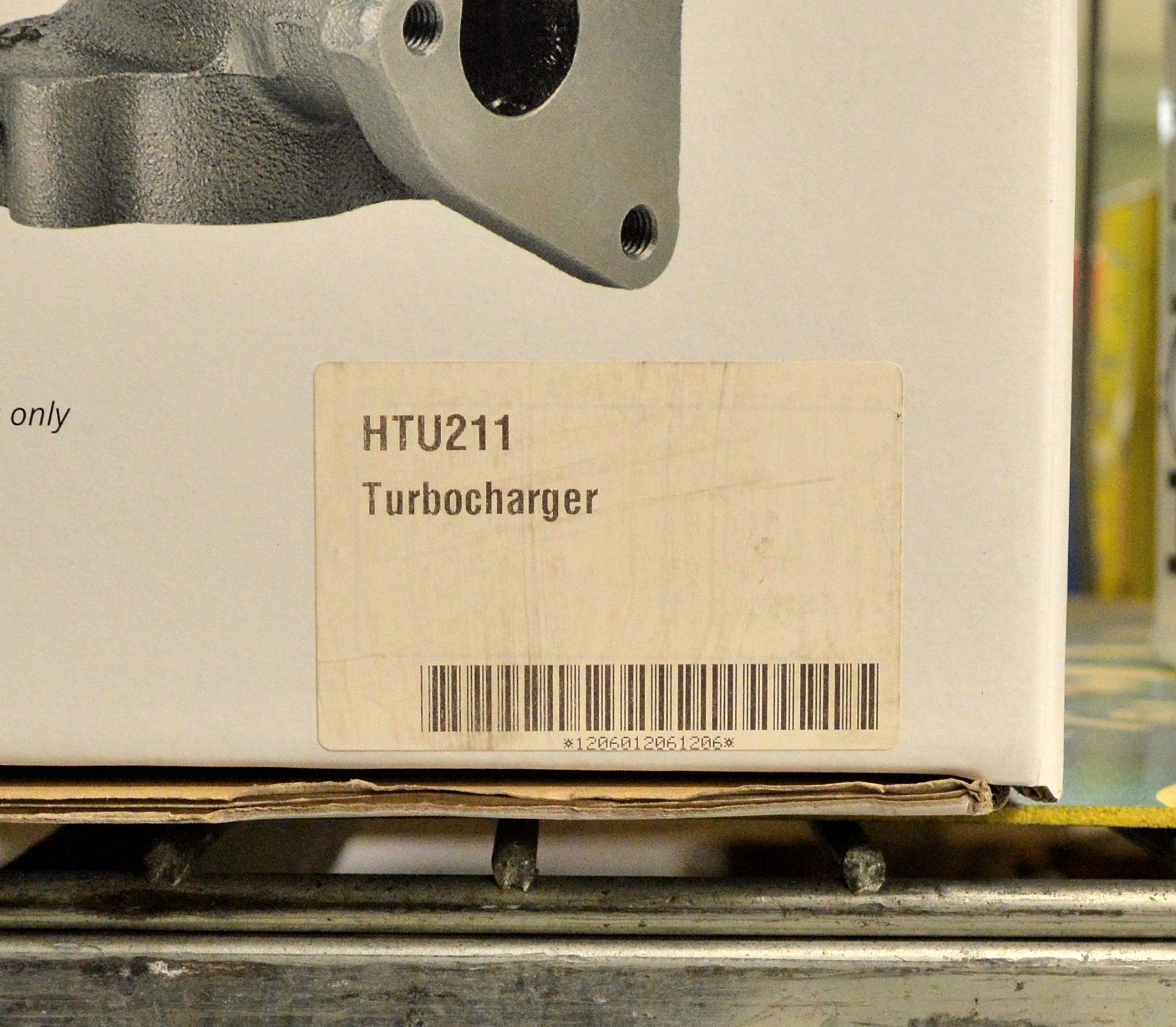 Hoffman HTU211 Turbocharger - Image 2 of 2