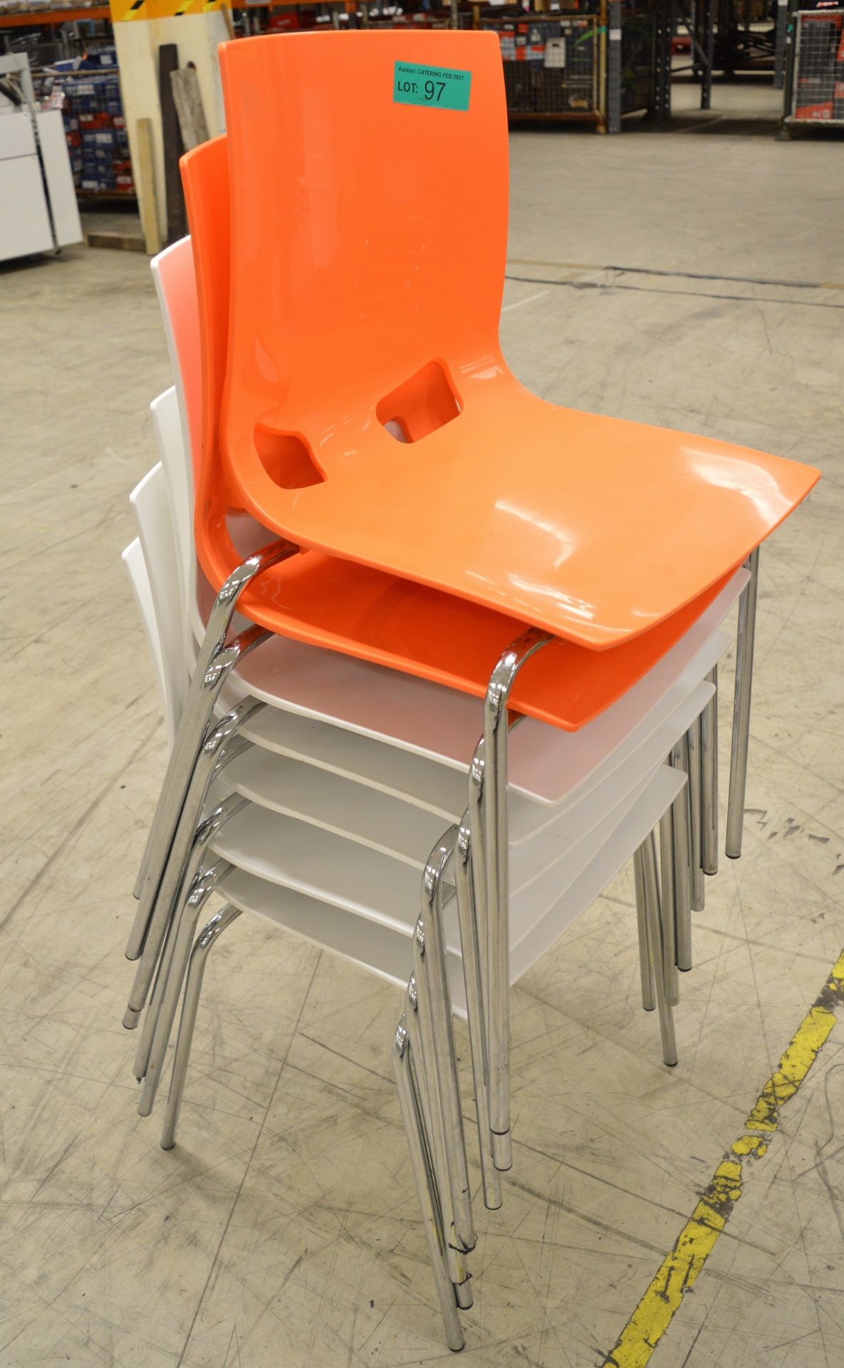 7x Plastic Chairs (2x Orange and 5x White) - Image 2 of 2