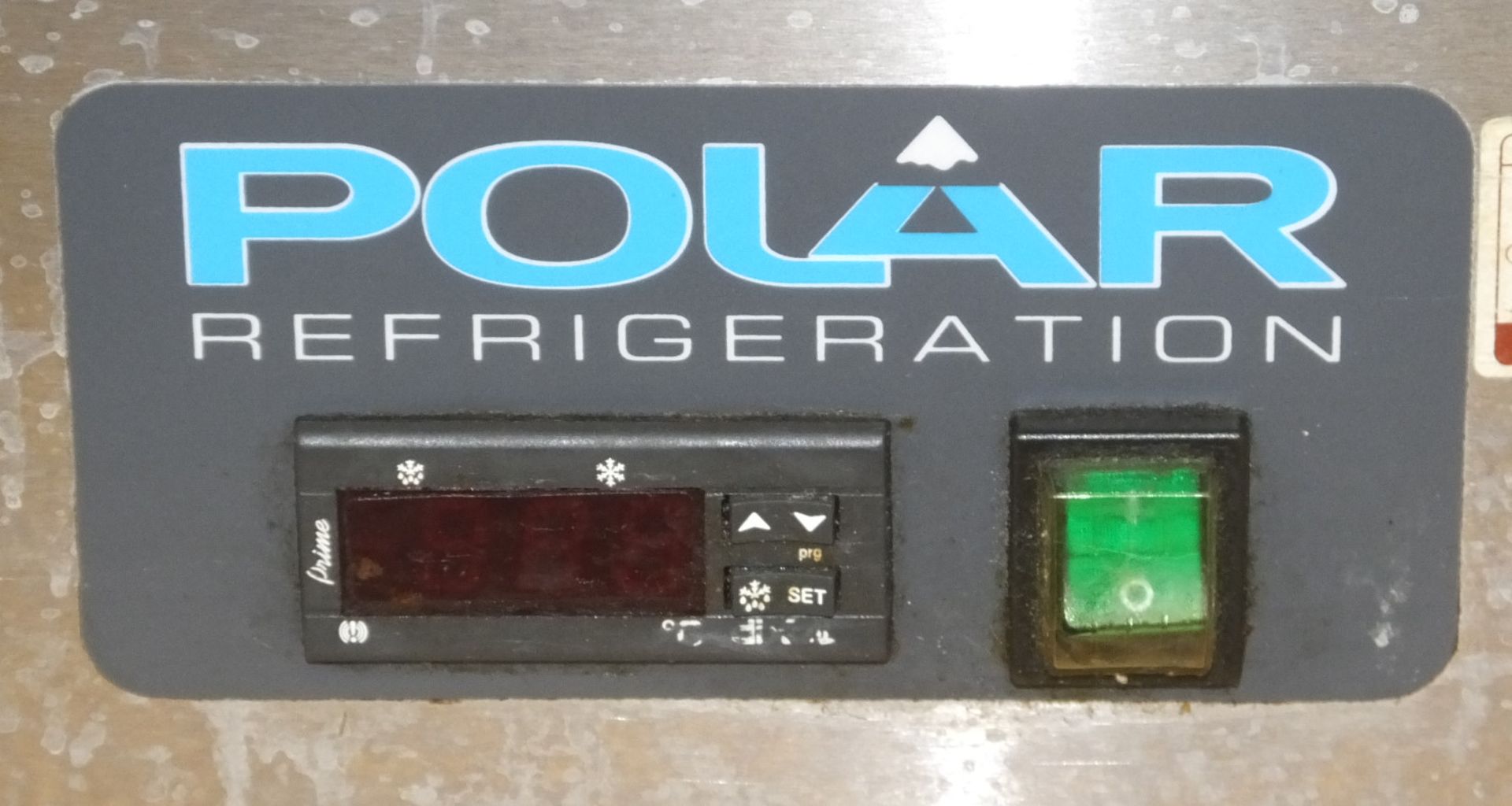 Polar Refrigeration G623 3 Door Refrigerated Preparation Counter - L1400 x D710 x H1000mm - Image 3 of 8