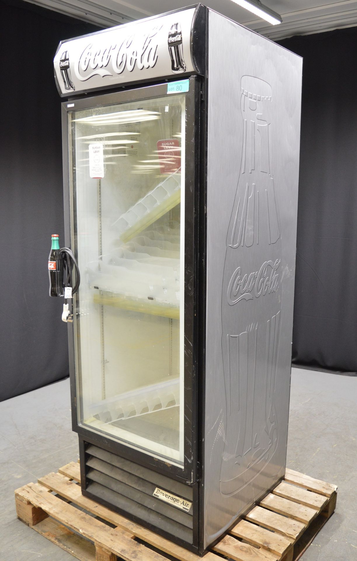 Beverage-Air MT23 Coca Cola Branded Drinks Chiller - damage to panels - Image 3 of 8