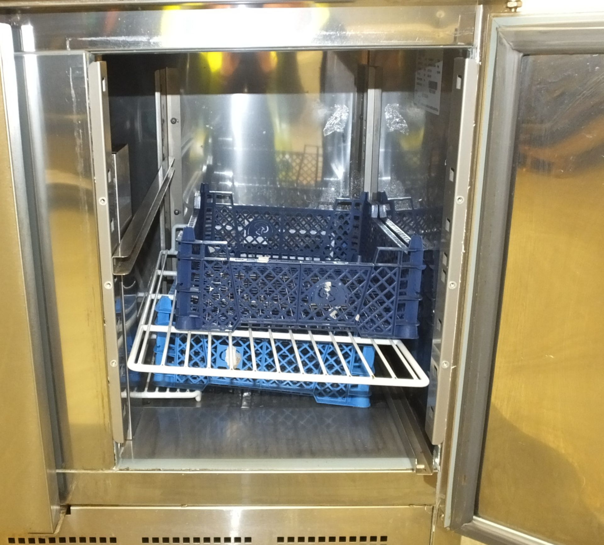 Polar Refrigeration G623 3 Door Refrigerated Preparation Counter - L1400 x D710 x H1000mm - Image 6 of 8