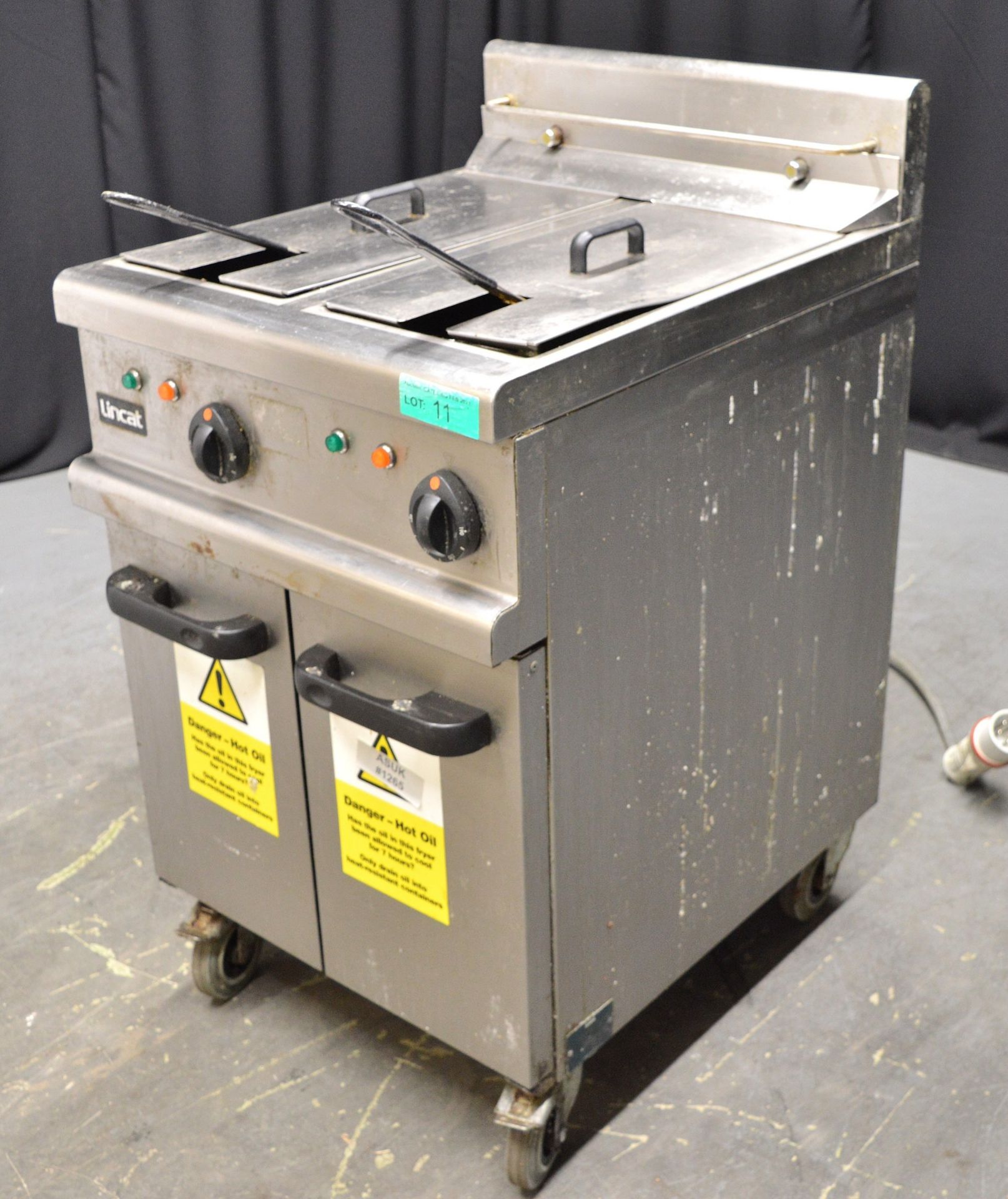 Lincat OE711 Double Fryer - 400v - 3 Phase - Image 3 of 9