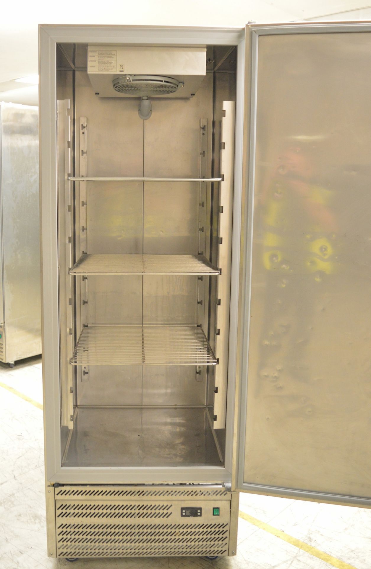 Studio 54 Oasis 600 Single Door Refrigerator - Image 2 of 8