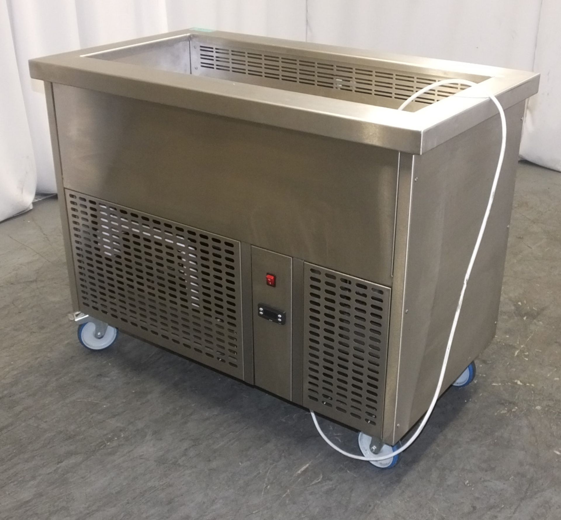 Aspull Refrigerated Mobile Salad Well Serial No.176354 - L1150x W650 x H890mm - Image 2 of 8