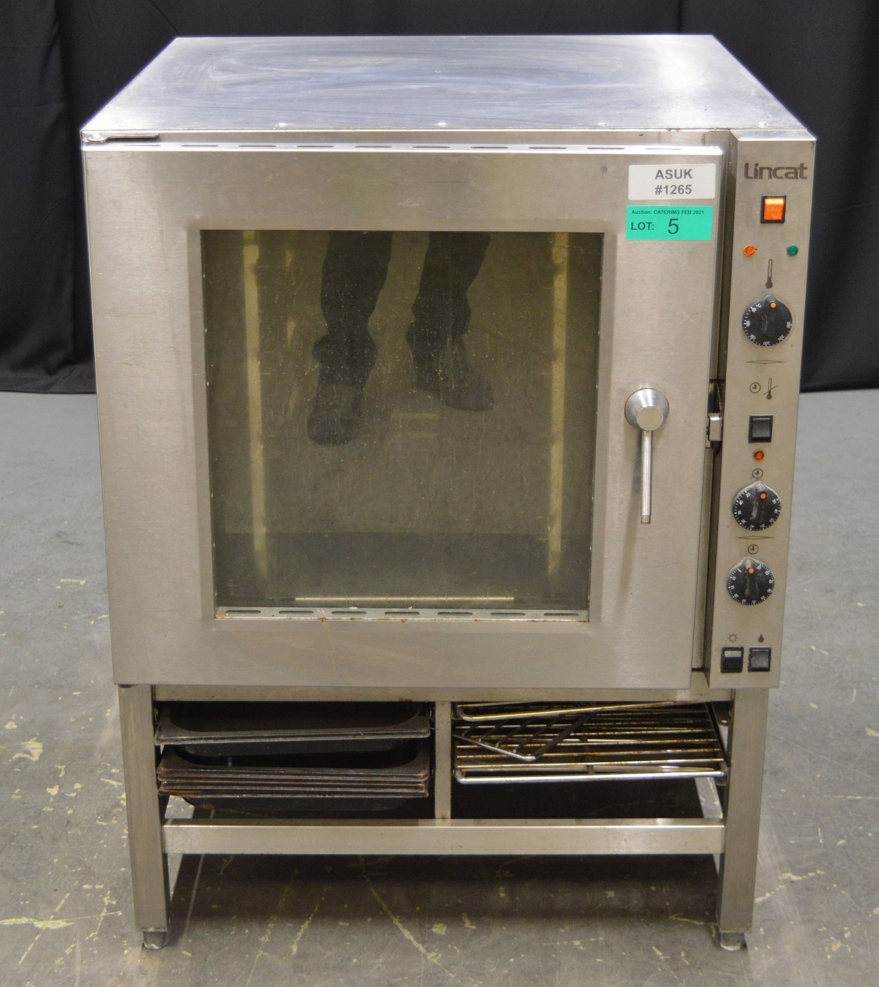 Lincat EC09 Electric Convection Oven on Stand - 400v